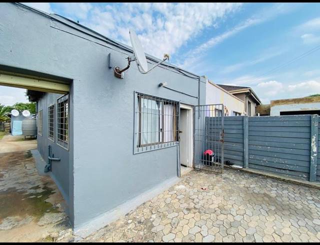 13 BEDROOM HOUSE FOR SALE IN PRIMROSE